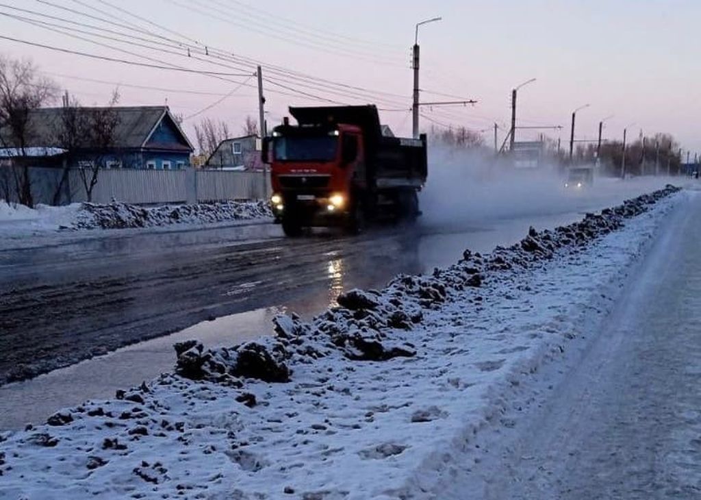 На месте коммунальной аварии. Фото: ТГК «Южный нам нужный»