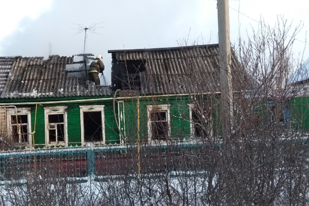 Новости абдулино оренбургской. Пожар в Абдулино. Пожар в Абдулино вчера. Дом сгорел в Абдулино вчера. В Абдулино сгорели 2 дома.