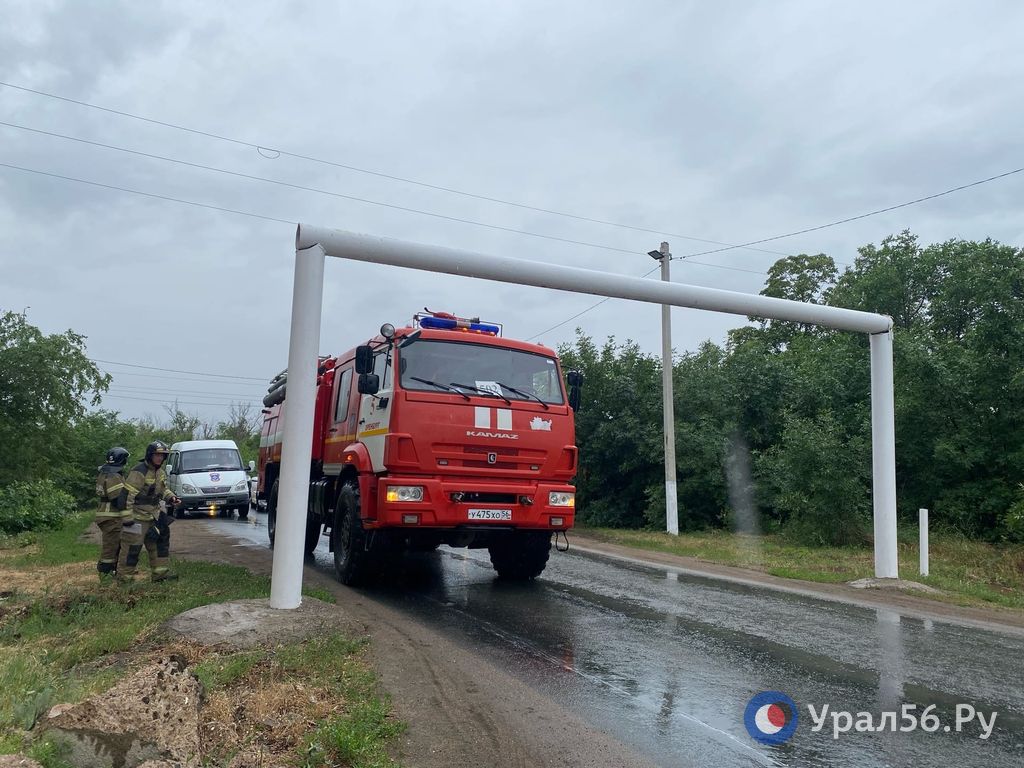 Пожарная машина в Оренбургской области. Фото из архива