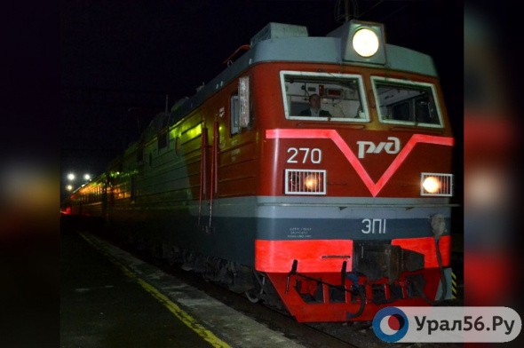 В Оренбургской области из-за непогоды задерживают поезда