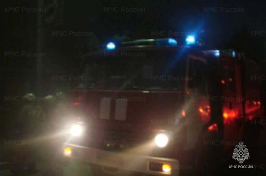 На месте пожара. Фото: ГУ МЧС России по Оренбургской области