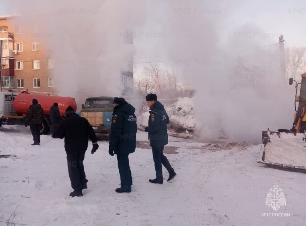 Коммунальная авария в Медногорске в 2023 году. Фото: МЧС России по Оренбургской области
