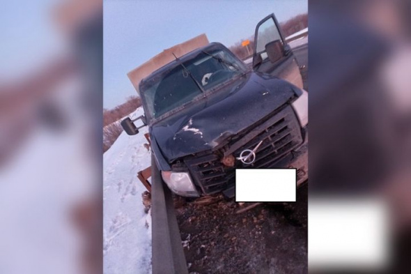 В Оренбургской области в результате ДТП погибли 12-летний ребенок и водитель ВАЗа