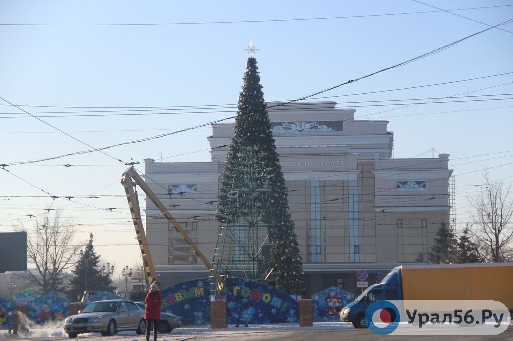 Новогодний деревянный город в Орске будет стоять до февраля
