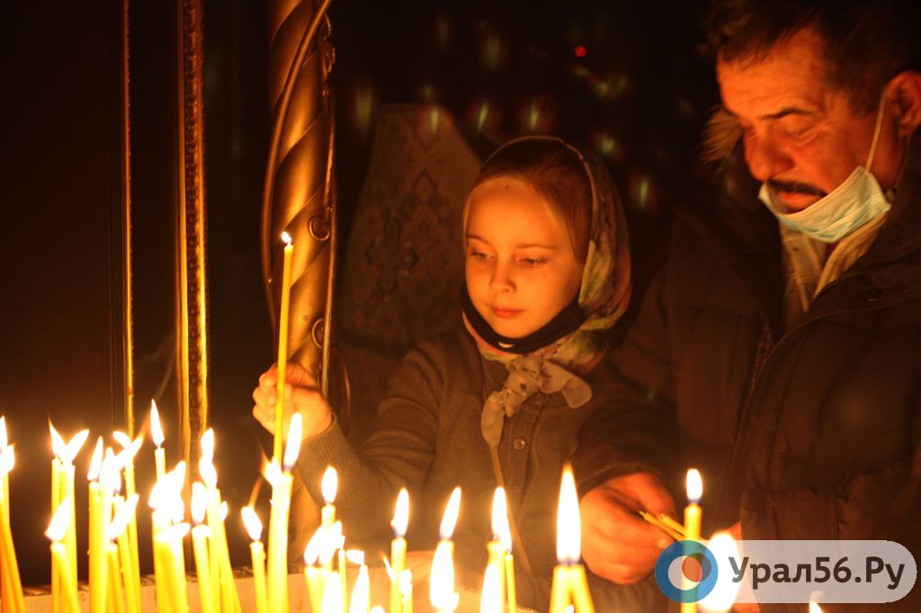 На праздничном богослужении