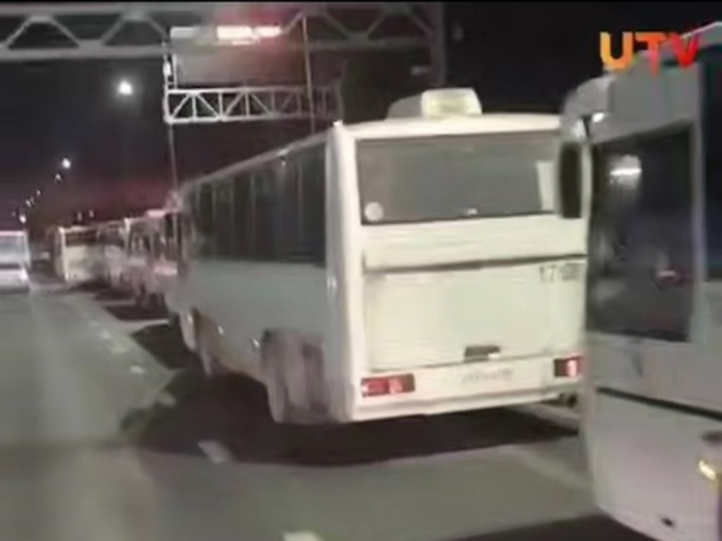 Пробка у завода, скин с видео Telegram-канала UTV