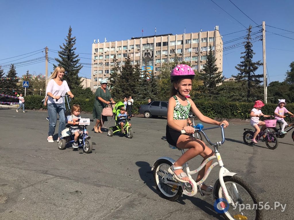 День города в Орске, велопарад. Фото из архива