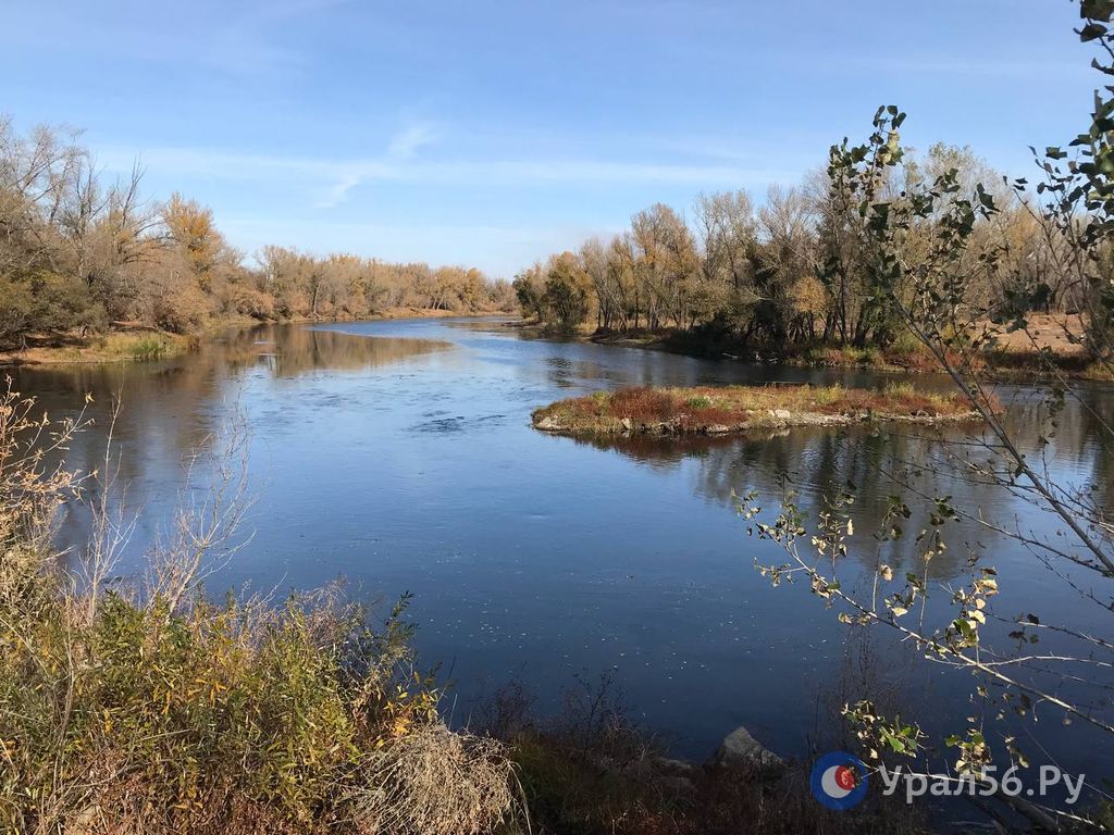 Река Урал, октябрь 2025 года