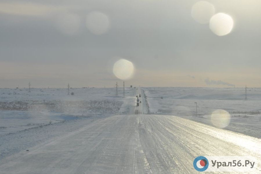 Обледеневшая дорога Оренбург – Орск, март 2014 года