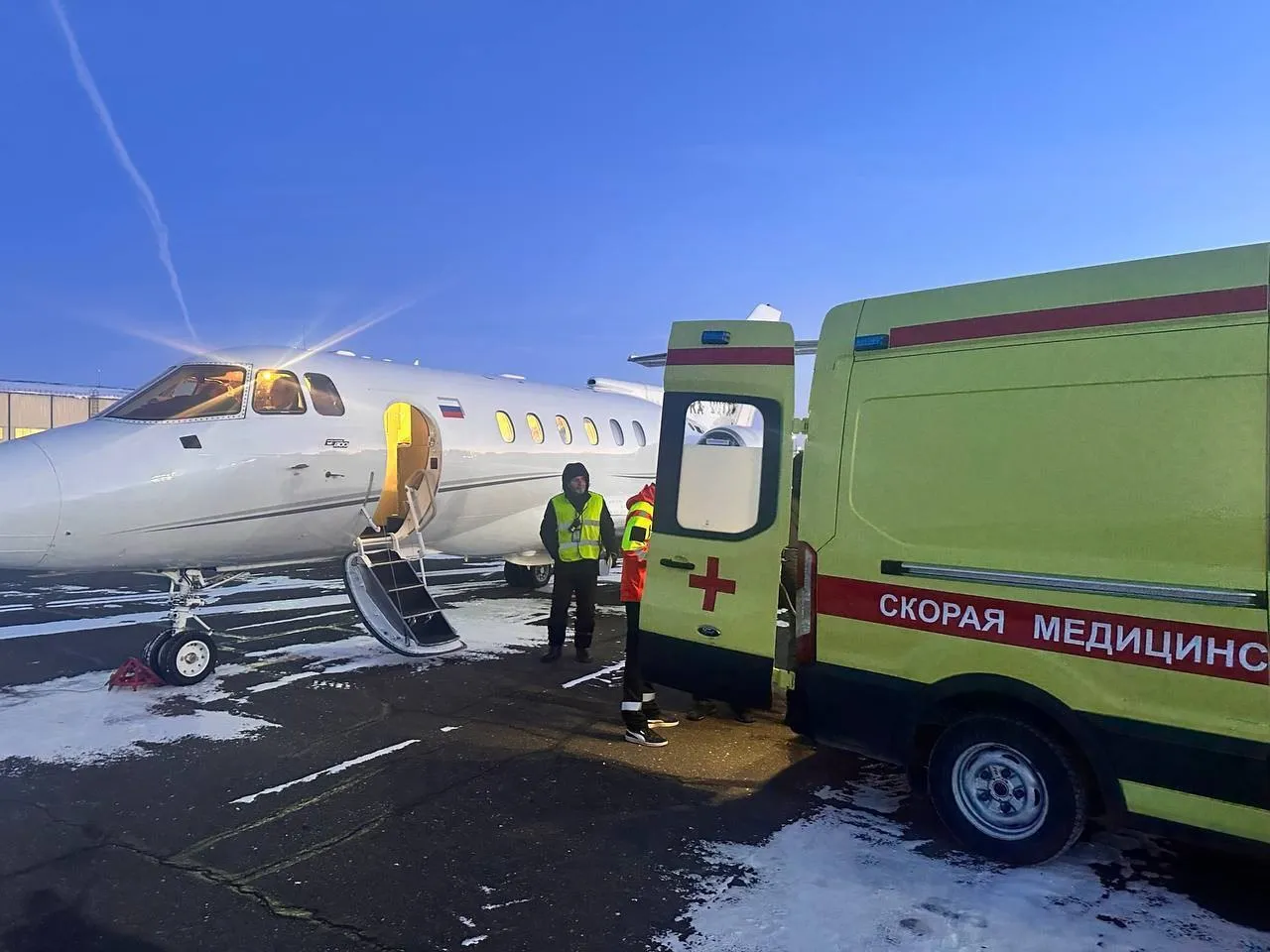 Подготовка к перелету. Фото: Минздрав Оренбургской области