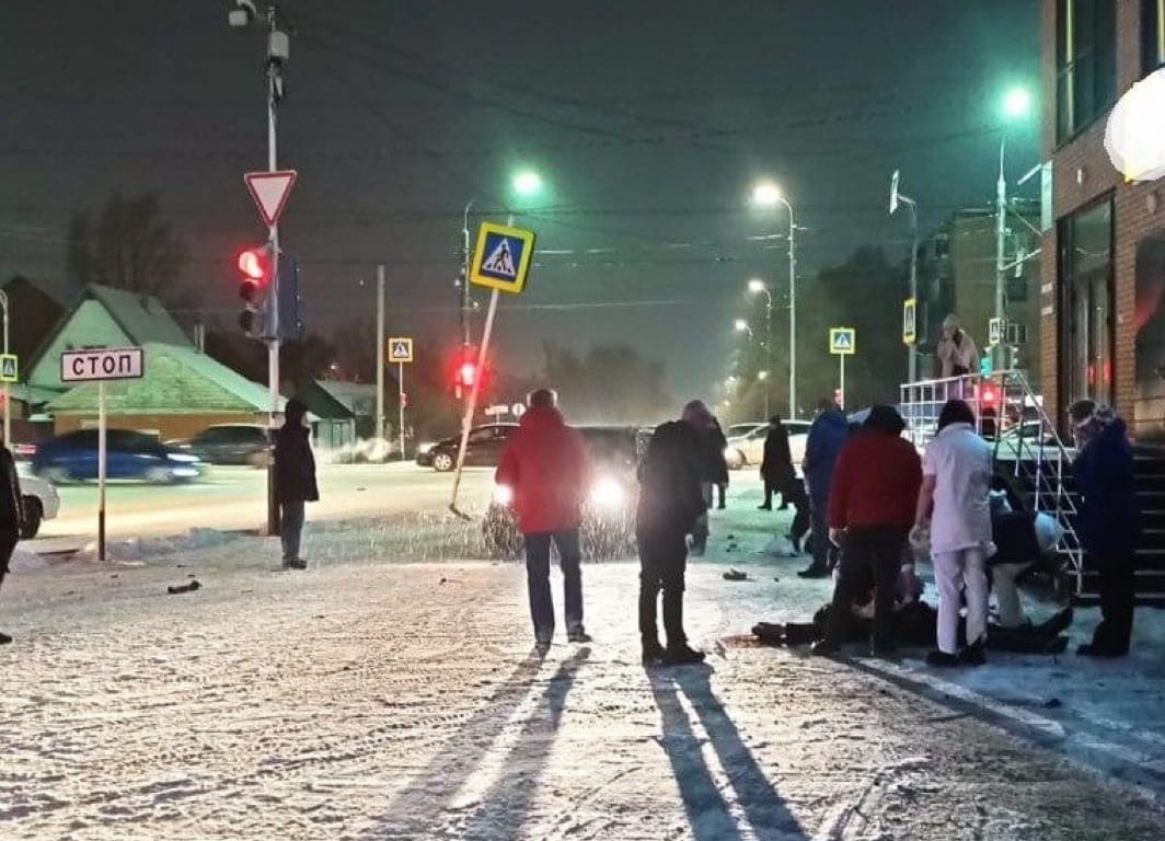 ДТП на проспекте Победы. Фото: УМВД по Оренбургской области