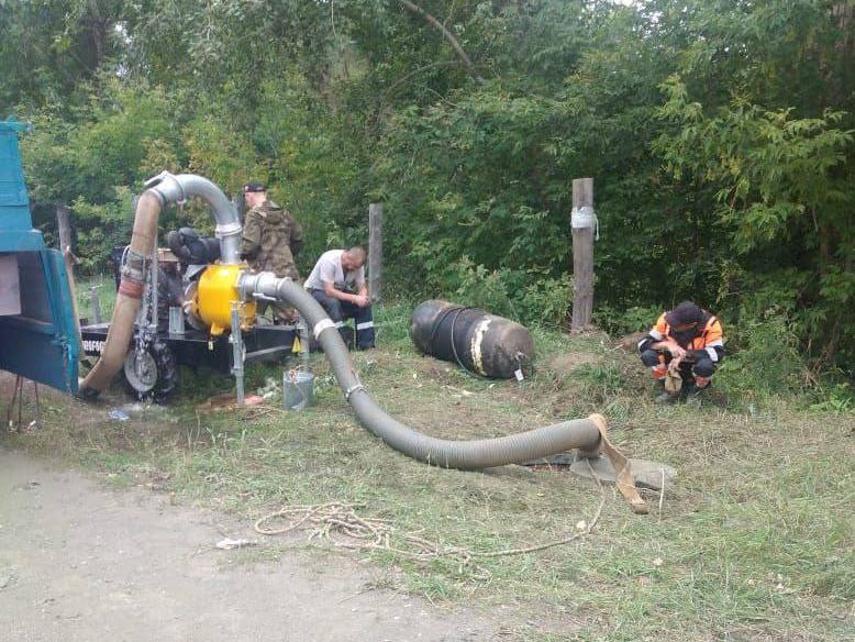 На месте коммунальной аварии, фото: администрация Орка