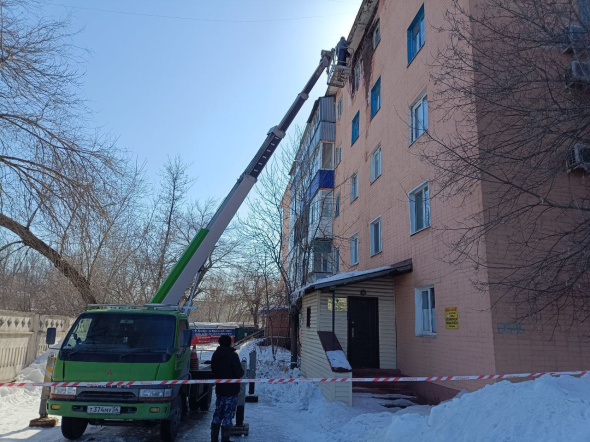 «Опасности для жителей нет»: В Оренбурге завершили обследование дома на ул. Юркина, где обрушилась кирпичная кладка