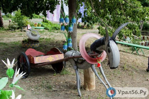 Жители Оренбургской области могут получить штрафы за «лебедей» и клумбы из покрышек