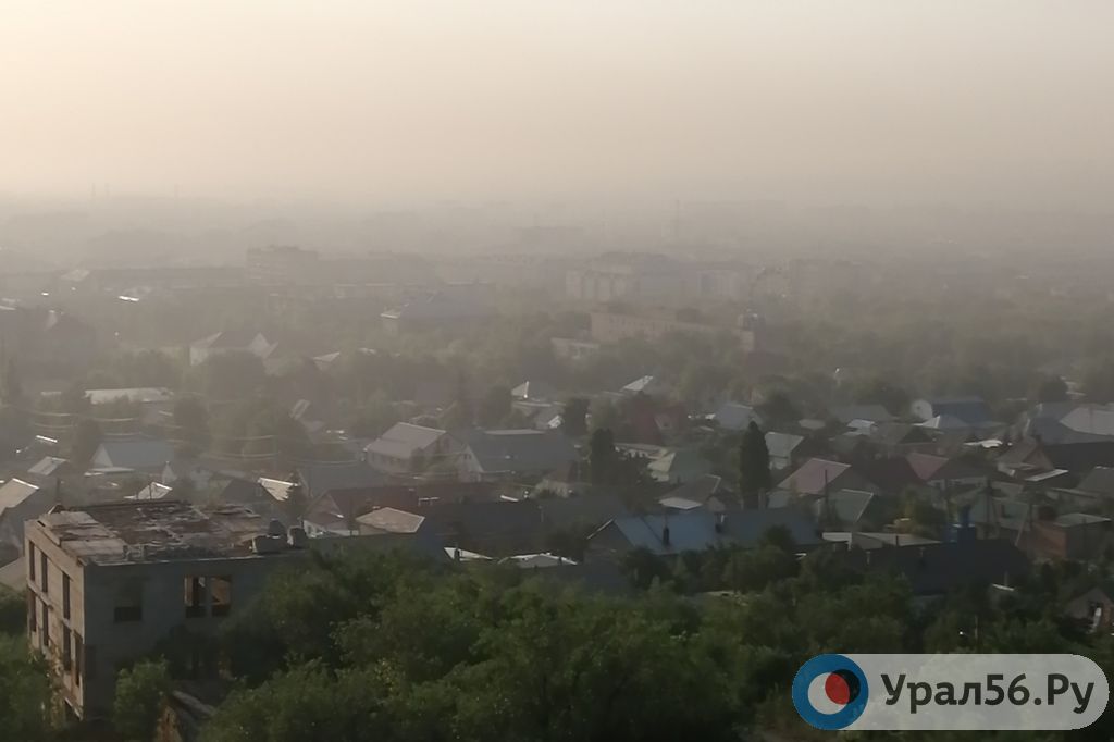 Вид на Орск с горы, где находится телевышка. Фото из архива
