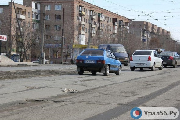 Еще один участок дороги по проспекту Ленина отремонтируют в Орске до конца октября