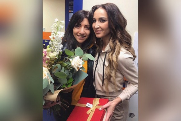 Жительница Оренбурга, которая выиграла в конкурсе Ольги Бузовой, выбрала 2 млн руб вместо Mercedes