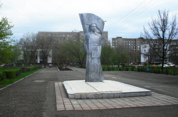 «Солдат революции», источник фото: Яндекс-карты