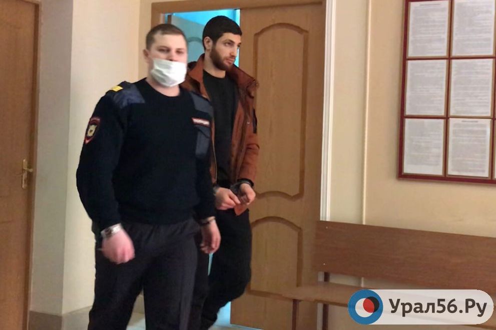 Подозреваемому в убийстве охранника автостоянки в Орске продлили арест