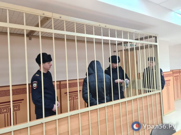 В Оренбурге начался суд над Денисом Тучиным, обвиняемым в убийстве девушки-врача Елены Федоровой