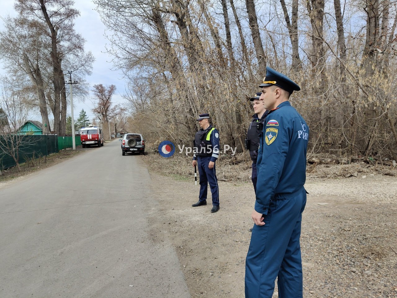 Оцепление в СНТ в Протопоповской роще, где упал сбитый дрон