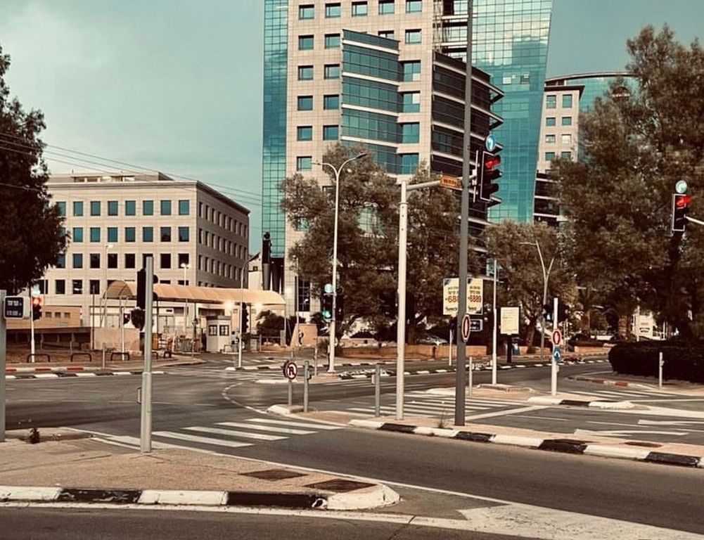 Опустевший город в Израиле. Фото: Денис Насаев