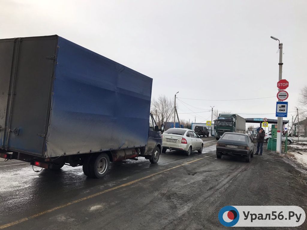 Ограничения казахстана. Оренбург граница с Казахстаном. Границы Казахстан с Россией 2022 март. Очередь на границе с Казахстаном в сентябре 2022 в Оренбуржье. Российские границы Орск