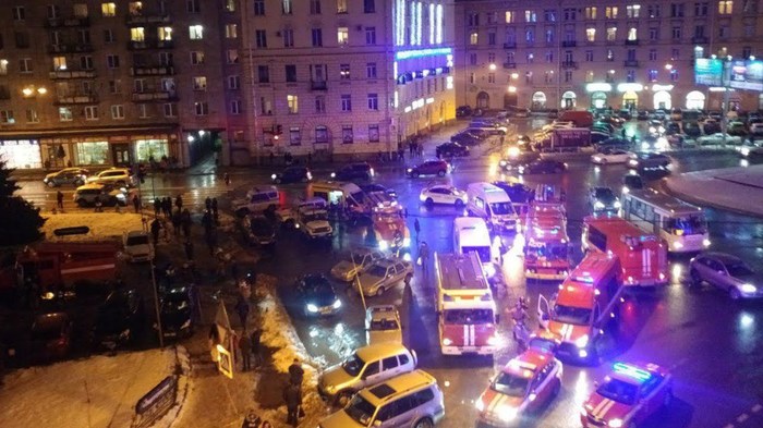Владимир Путин назвал взрыв в супермаркете Санкт-Петербурга терактом