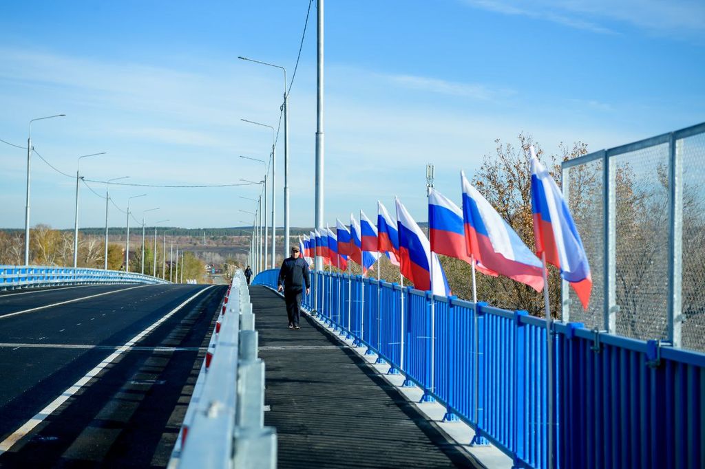 В Сорочинске открыли отремонтированный мост, фото – правительство региона