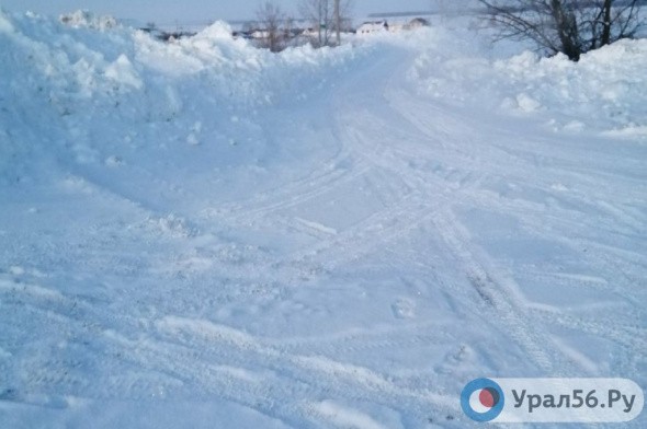 После публикации Урал56.Ру в селе Матвеевка почистили снег