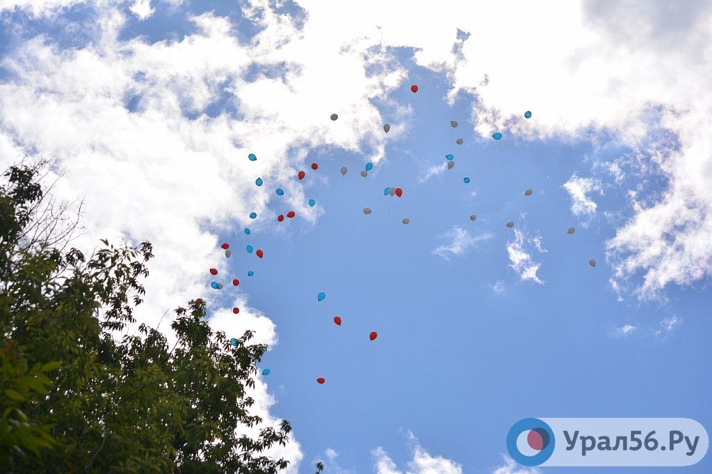 ТОП народных костюмов на празднике «Дружбы народов» в Орске 