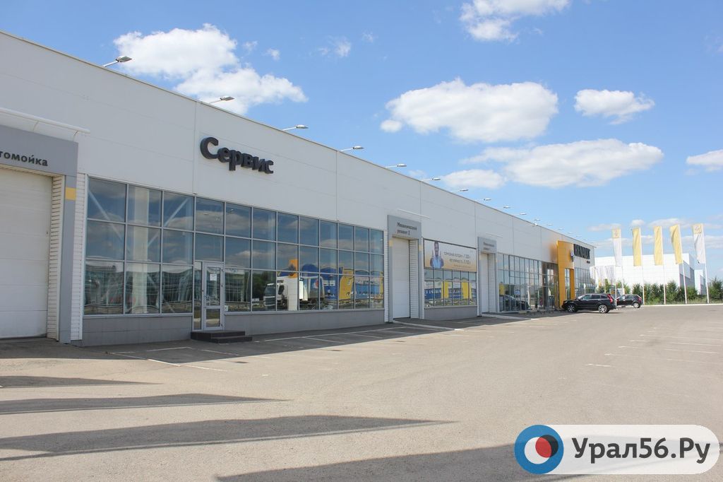 Автосалон, фото: архив