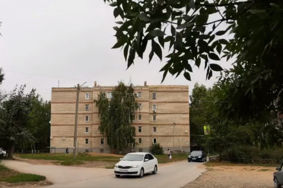2-ой микрорайон, дом №37. Фото: стоп-кадр из видео