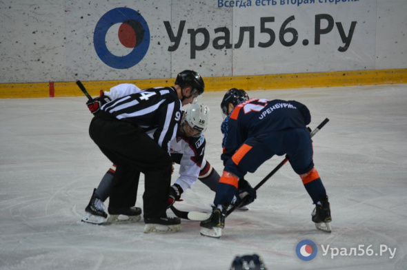 Первый домашний матч в новом сезоне ХК «Южный Урал» проиграл ХК «Рубин» со счетом 3:4