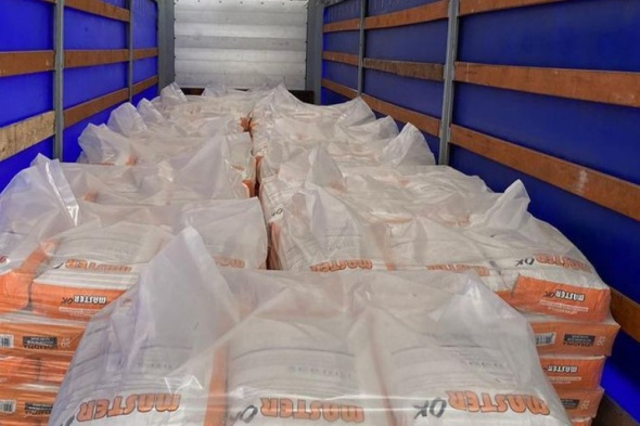 Жители Оренбургской области уже отправили на Донбасс 20 тонн гуманитарного груза. Теперь туда «поехали» 80 тонн стройматериалов