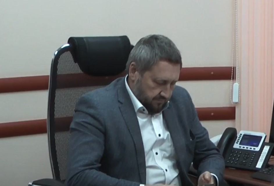 ФСБ: Экс-замминистра культуры Оренбургской области брал взятки стройматериалами для строительства своего дома и бассейна