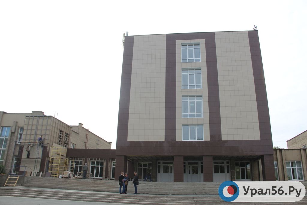 Здание ОГТИ. Фото из архива
