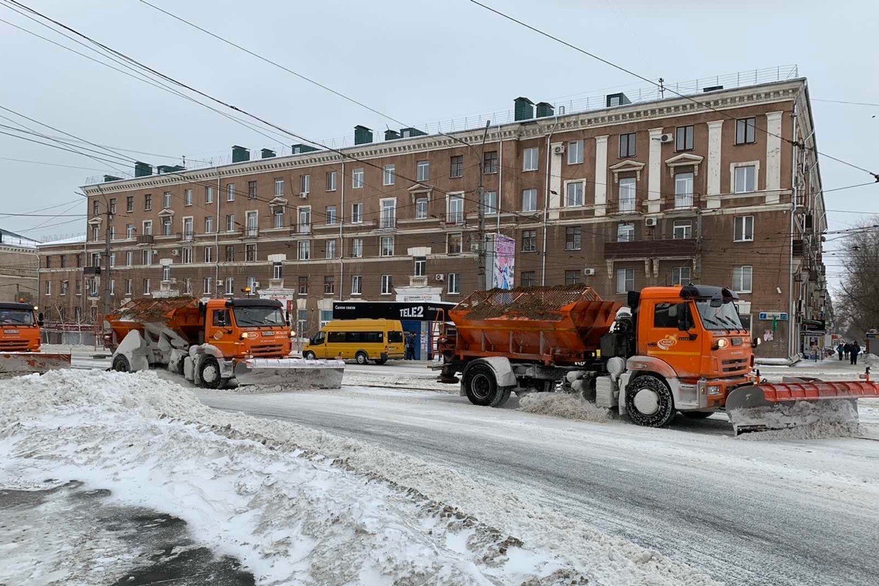 Коммунальная техника в центре Орска, фото: пресс-служба администрации