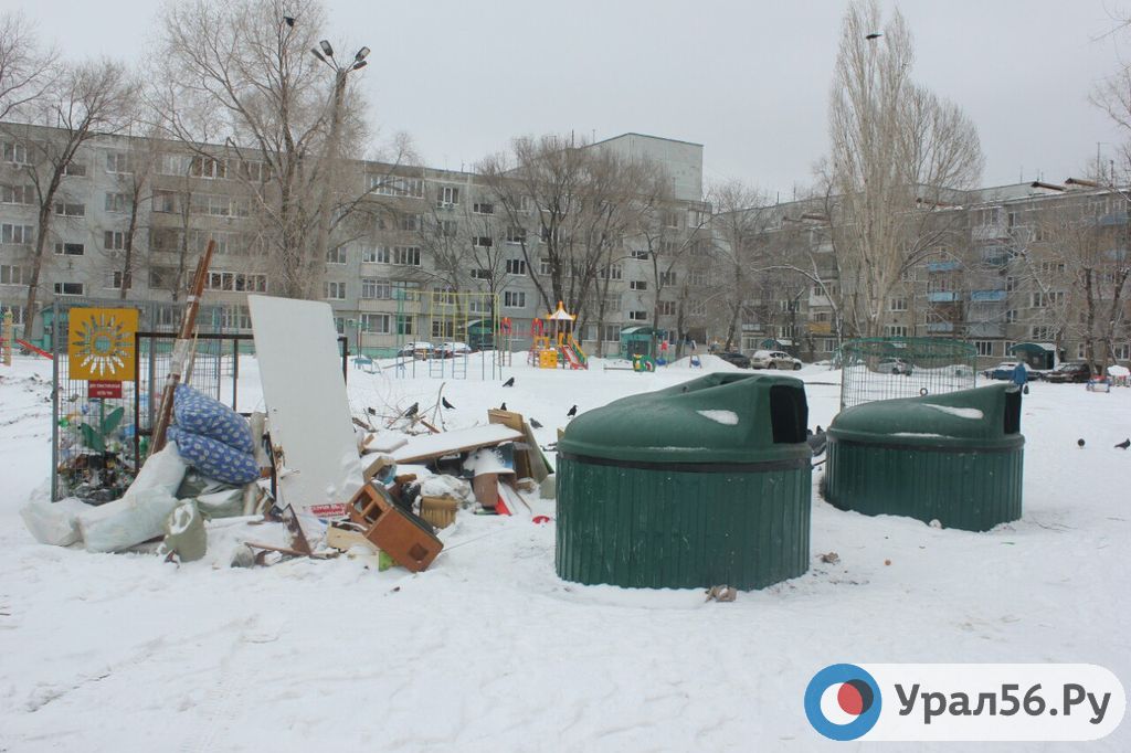 Контейнерная площадка в Оренбурге