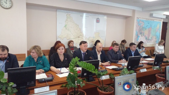 В Орске состоится внеочередное заседание горсовета. На повестке дня всего 3 вопроса