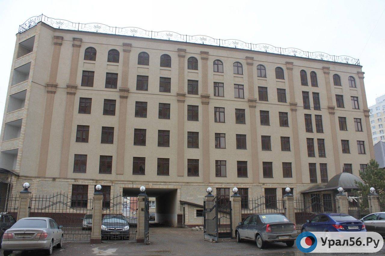 Гостиница, которая так и не стало поликлиникой, Оренбург
