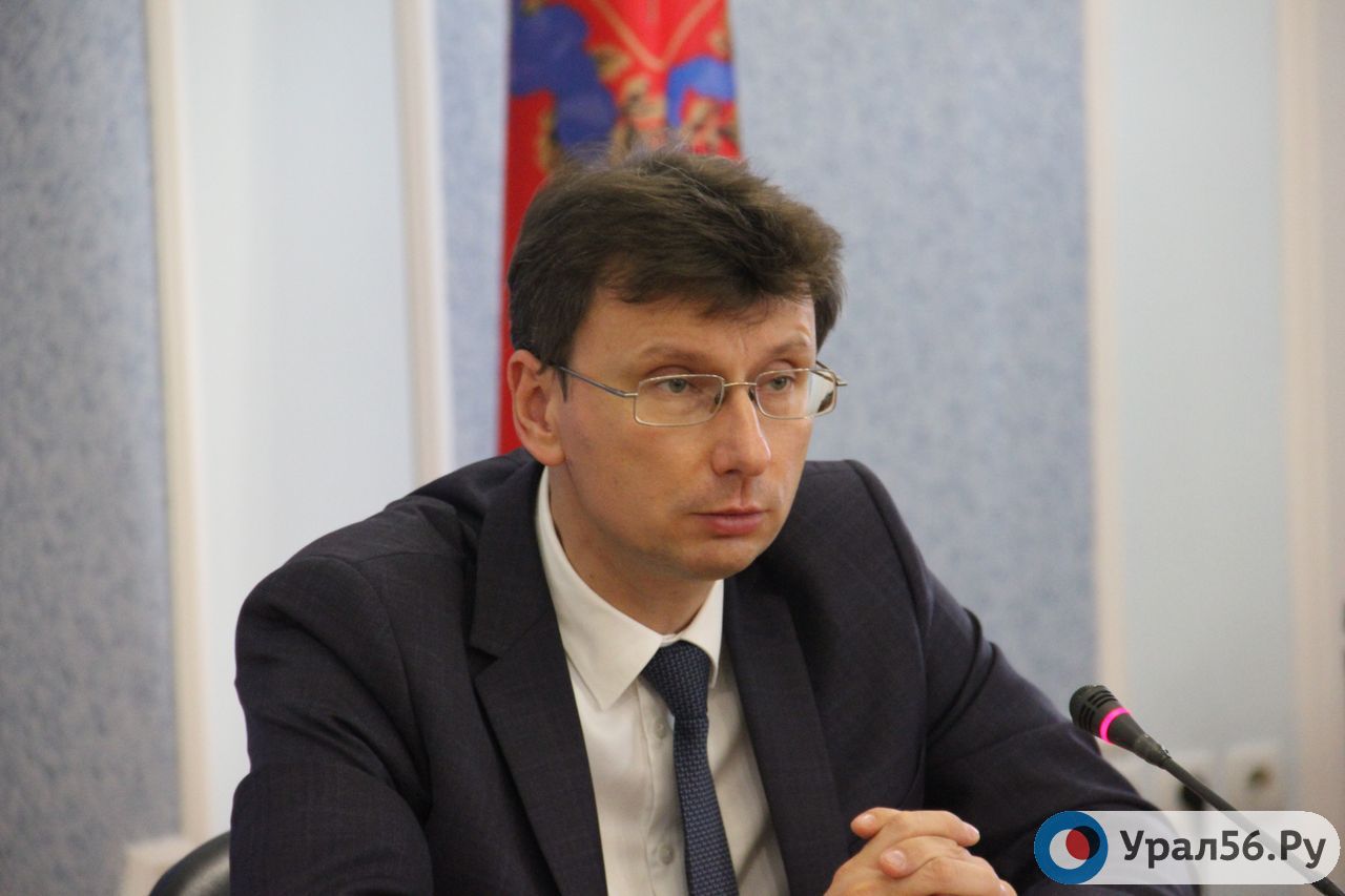 Министр образования рассказал, как оренбуржцам избежать дистанционного обучения