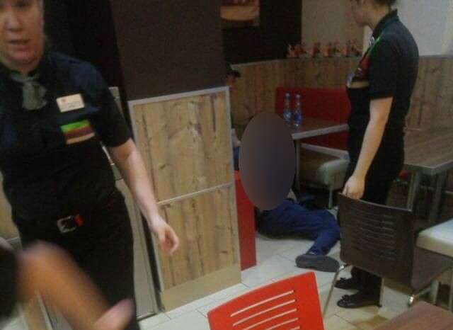 В кафе Оренбурга умер молодой человек