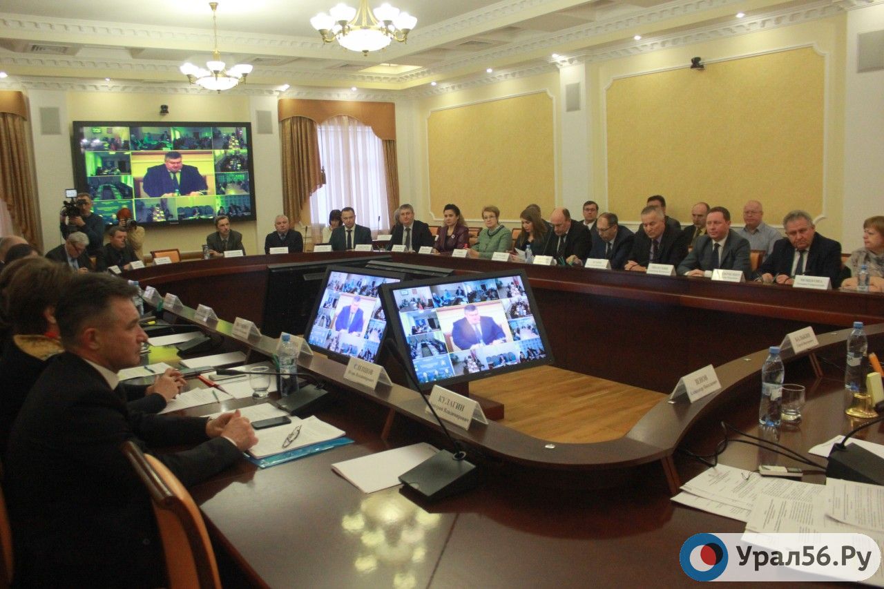 В Оренбургской области в 2017 году произошло почти 2 тыс пожаров, в них погибли 96 человек