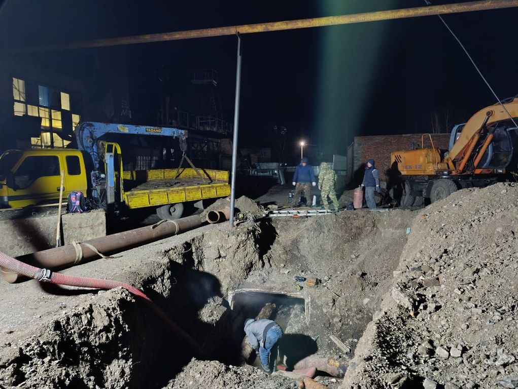 Устранение аварии, фото: администрация округа