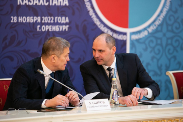 Губернатор Оренбургской области Денис Паслер подвел итоги российско-казахстанского форума 