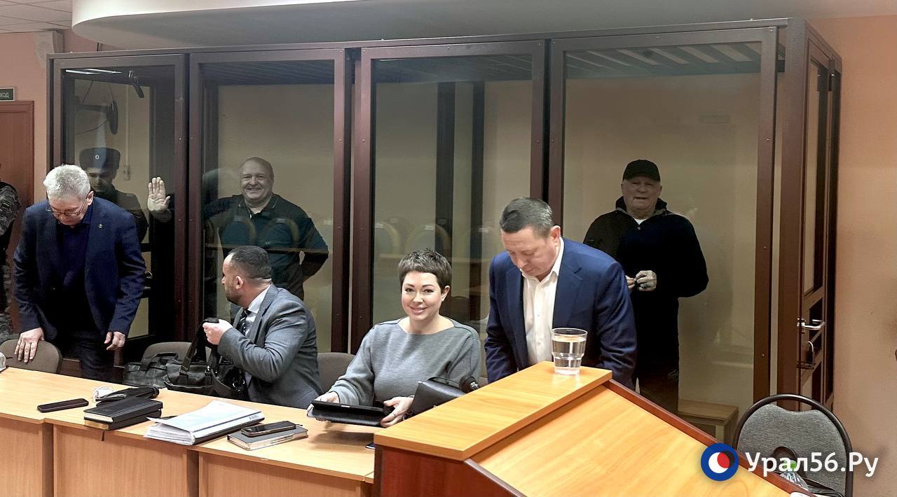 Корчагин и Саввон перед началом выступления 