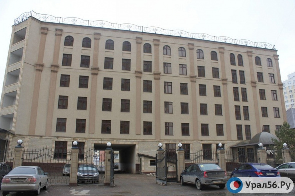 В Оренбурге из бывшего здания гостиницы «Баку» должны сделать поликлинику не позднее 2023 года
