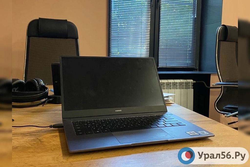 Ранее ряд СМИ сообщал, что РКН частично блокирует работу Telegram в России