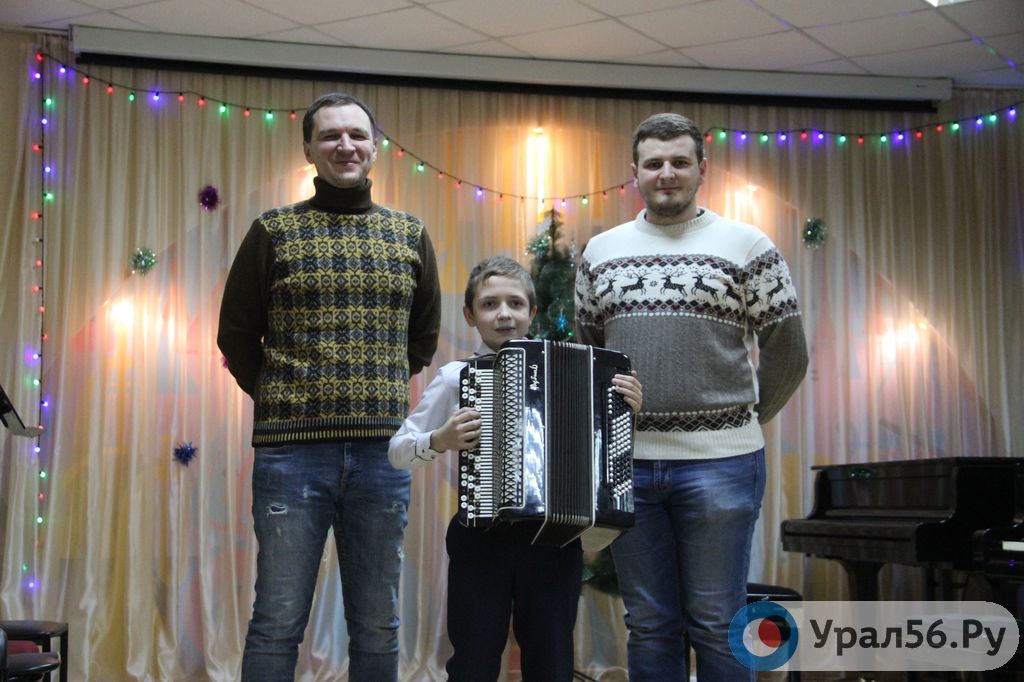 Директор по развитию «Урал-ТВ» Сергей Скрыпников, Дмитрий Лактионов, маркетолог «Урал-ТВ» Артур Цееб